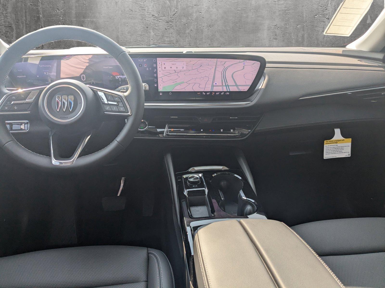 2024 Buick Envision Vehicle Photo in LONE TREE, CO 80124-2750