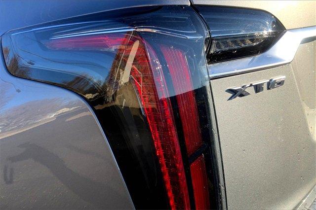 2024 Cadillac XT6 Vehicle Photo in TOPEKA, KS 66609-0000