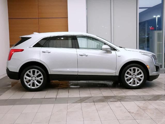 2017 Cadillac XT5 Vehicle Photo in LIBERTYVILLE, IL 60048-3287