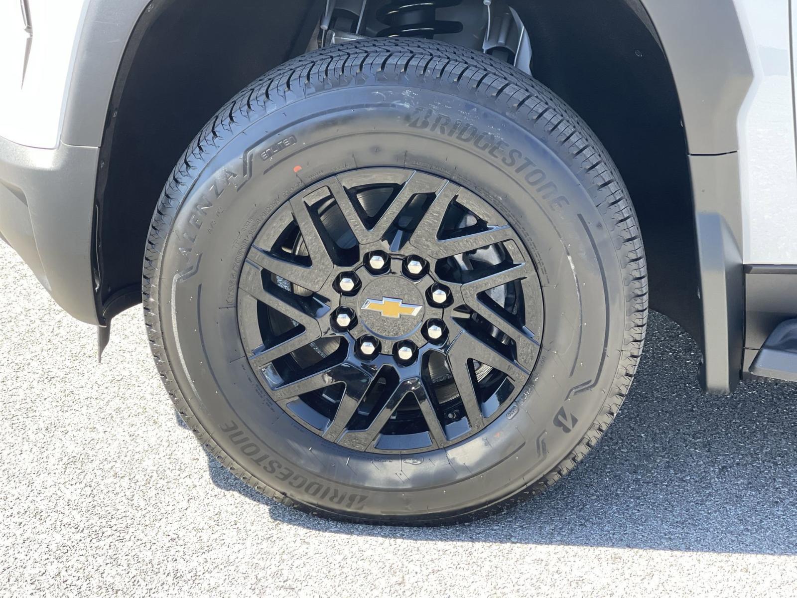 2024 Chevrolet Silverado EV Vehicle Photo in BENTONVILLE, AR 72712-4322