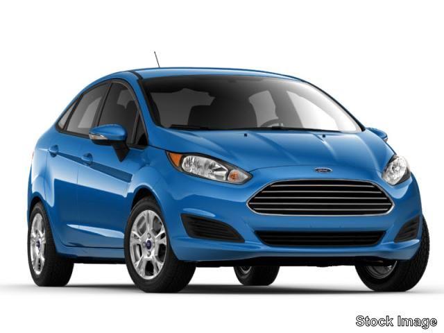 2016 Ford Fiesta SE photo 1