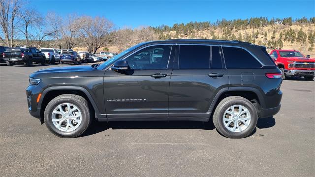 2024 Jeep Grand Cherokee Vehicle Photo in FLAGSTAFF, AZ 86001-6214