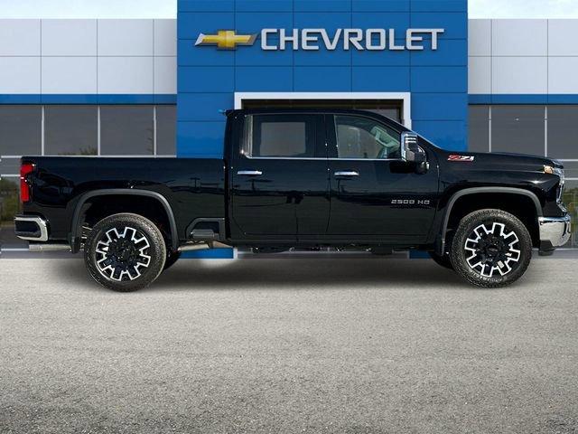 2025 Chevrolet Silverado 2500 HD Vehicle Photo in RIVERSIDE, CA 92504-4106