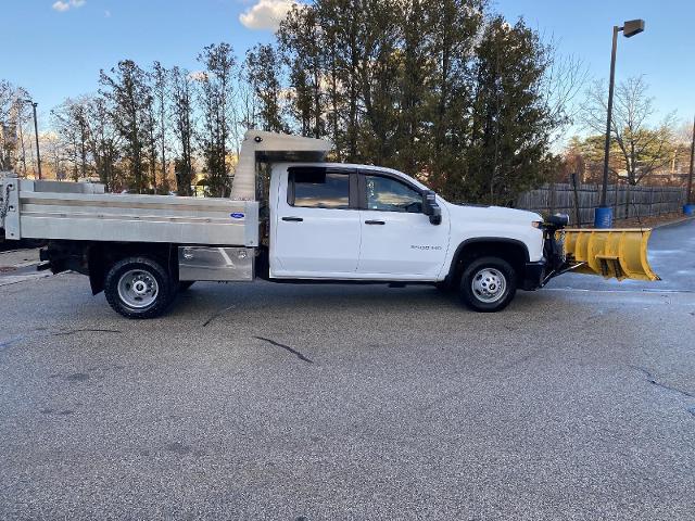 2022 Chevrolet Silverado 3500 HD Chassis Cab Vehicle Photo in LEOMINSTER, MA 01453-2952