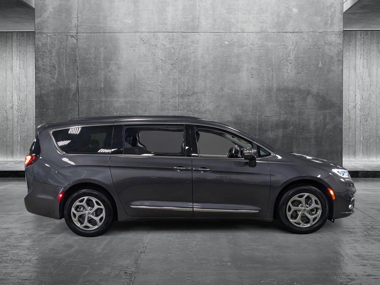 2022 Chrysler Pacifica Vehicle Photo in Pompano Beach, FL 33064