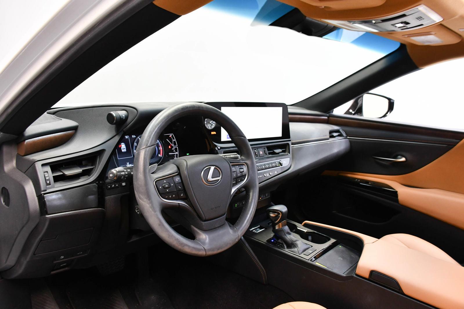 2023 Lexus ES 350 Vehicle Photo in DALLAS, TX 75235