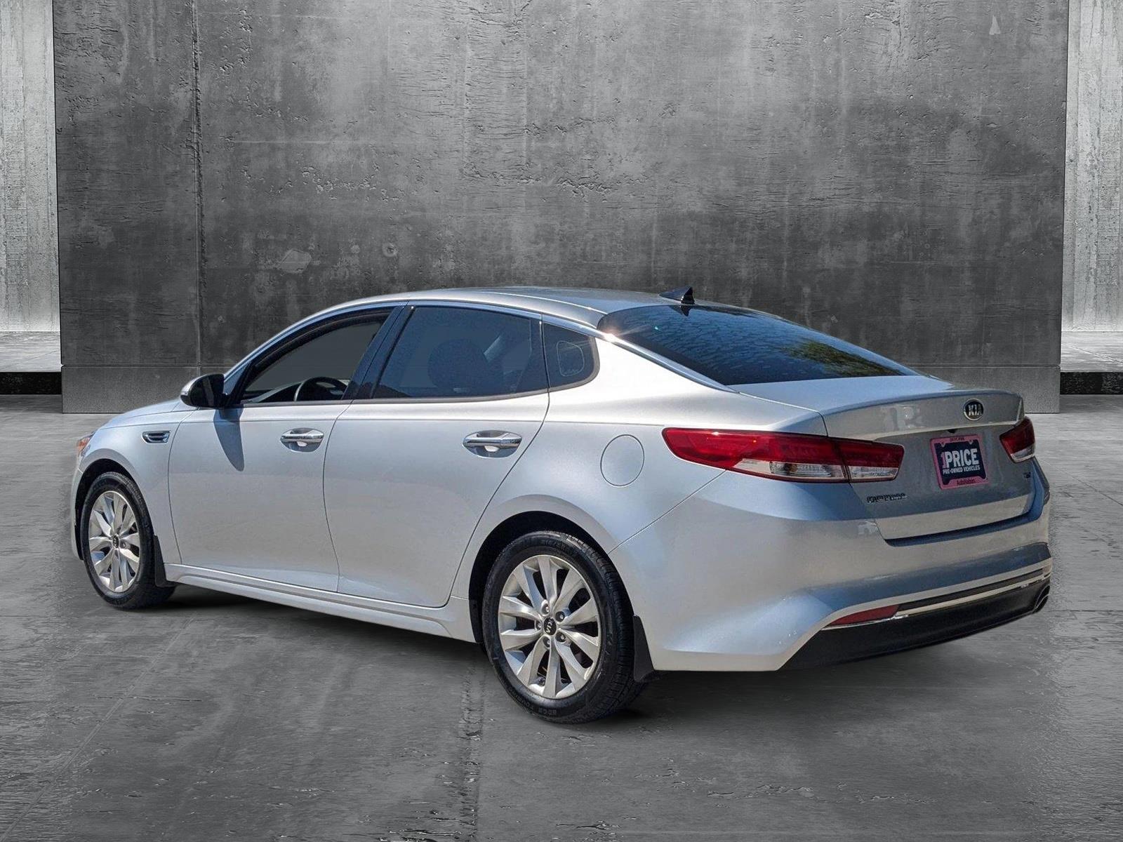 2017 Kia Optima Vehicle Photo in PEMBROKE PINES, FL 33024-6534