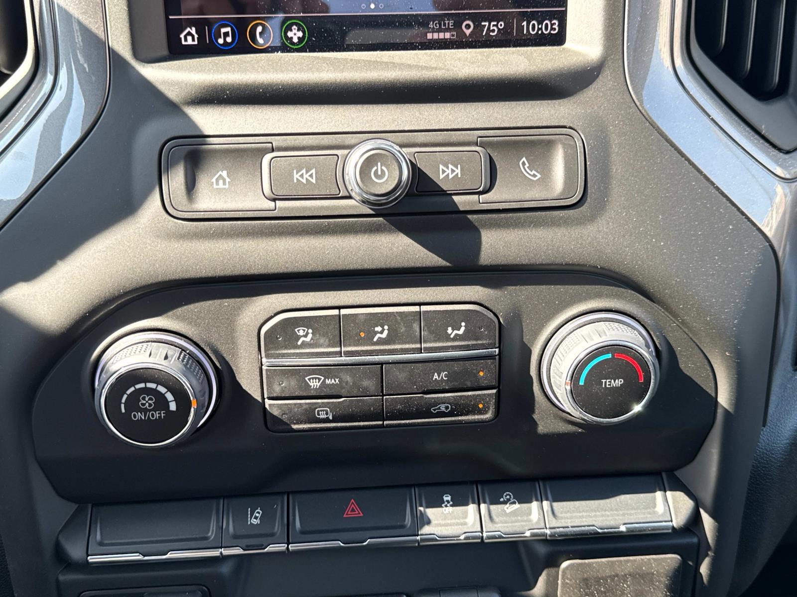 2025 Chevrolet Silverado 2500 HD Vehicle Photo in LOS ANGELES, CA 90007-3794