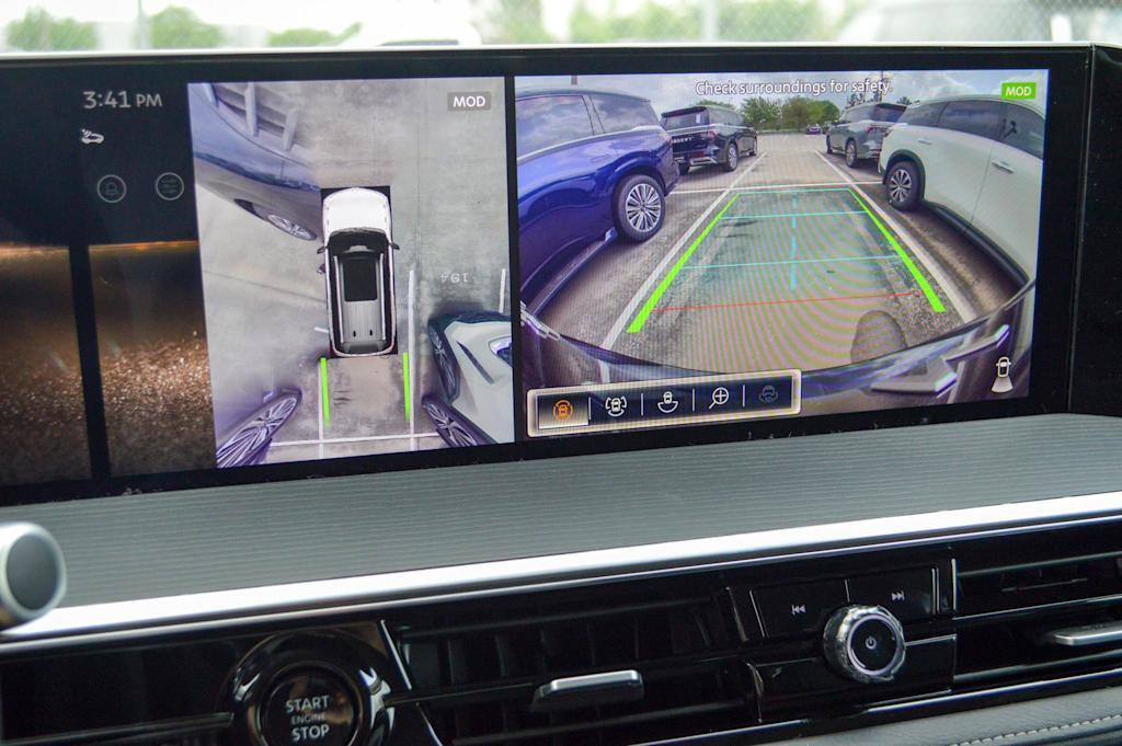 2025 INFINITI QX80 Vehicle Photo in Houston, TX 77090
