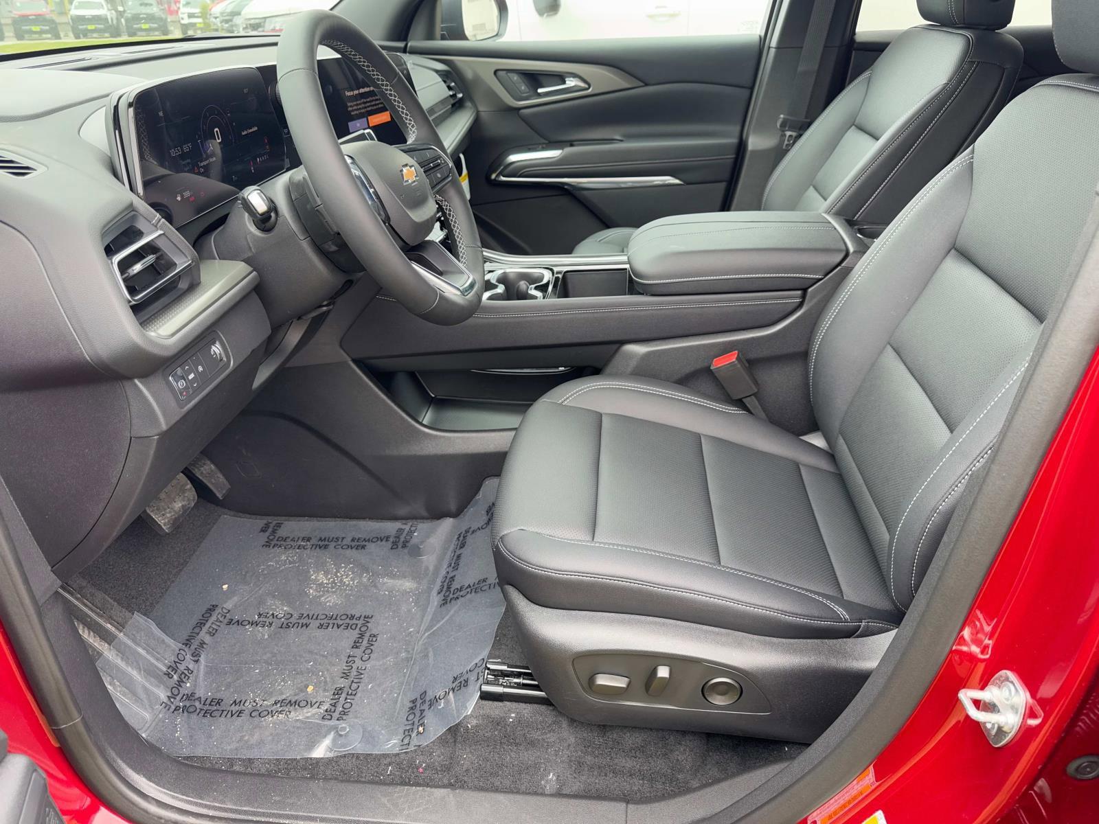 2025 Chevrolet Traverse Vehicle Photo in LOS ANGELES, CA 90007-3794
