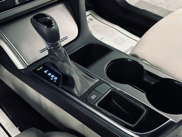 2017 Hyundai Sonata Vehicle Photo in MEDINA, OH 44256-9631