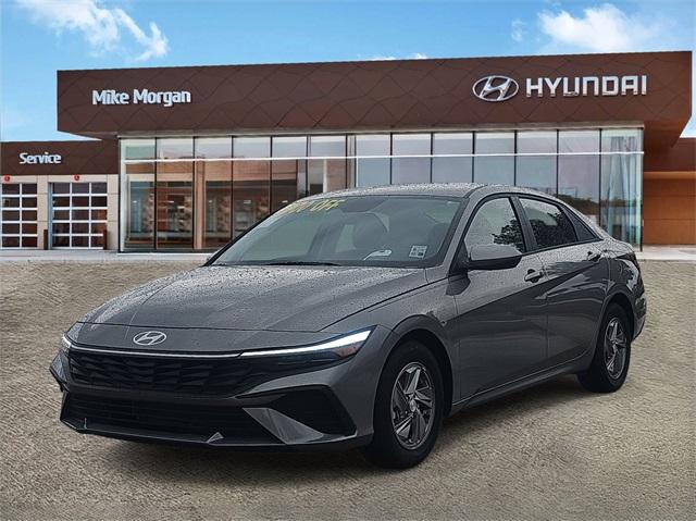 Certified 2024 Hyundai Elantra SE with VIN KMHLL4DG1RU850434 for sale in Shreveport, LA