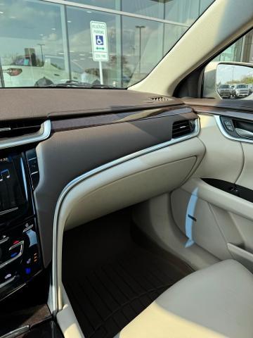2016 Cadillac XTS Vehicle Photo in Peoria, IL 61615