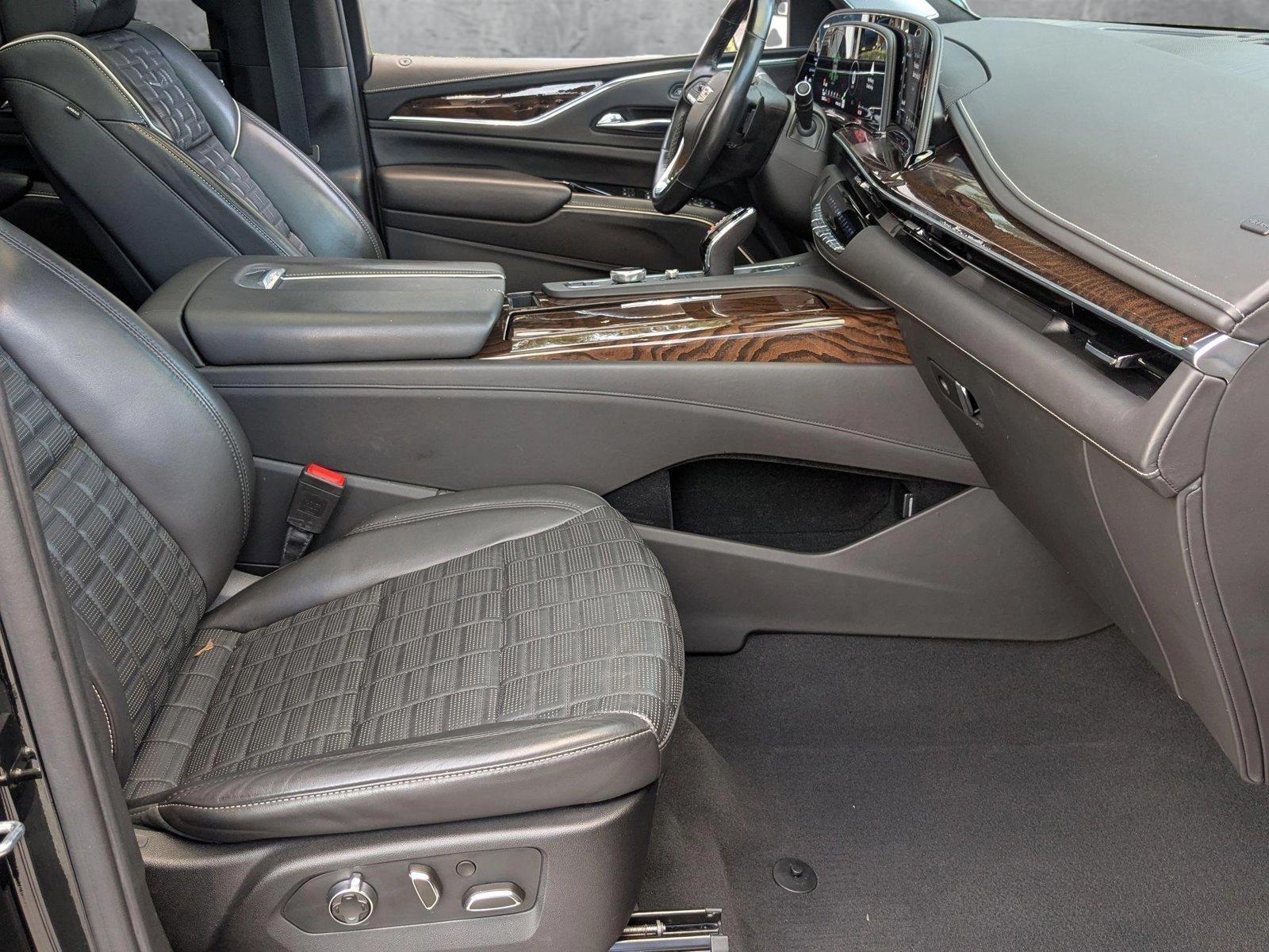 2021 Cadillac Escalade ESV Vehicle Photo in PEMBROKE PINES, FL 33024-6534