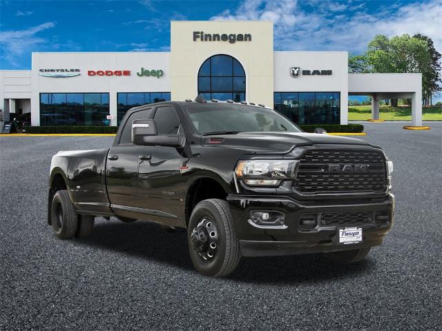 2024 Ram 3500 Vehicle Photo in ROSENBERG, TX 77471