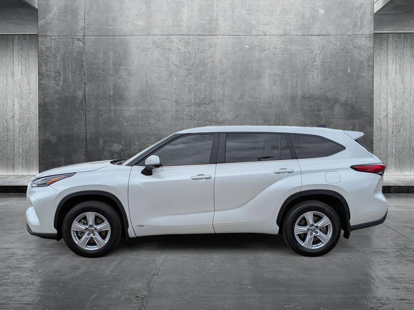 2023 Toyota Highlander Vehicle Photo in GOLDEN, CO 80401-3850