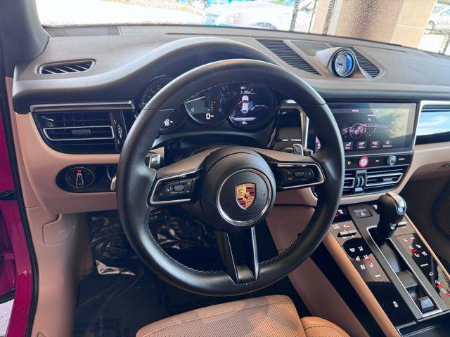 2022 Porsche Macan Vehicle Photo in DELRAY BEACH, FL 33483-3294
