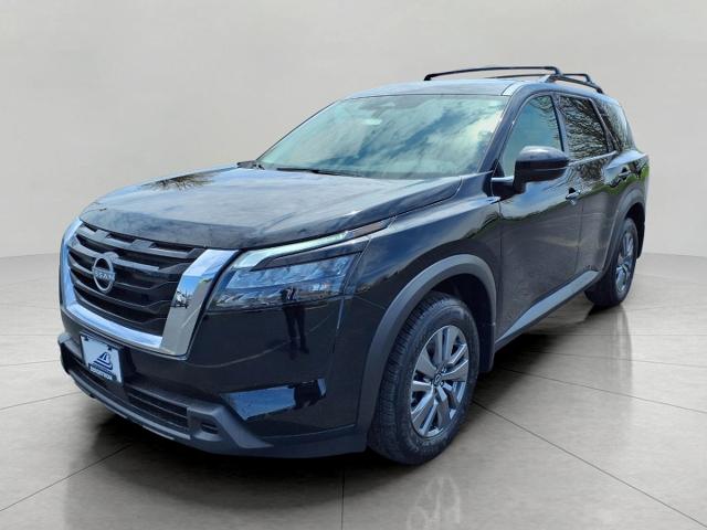 2025 Nissan Pathfinder Vehicle Photo in Oshkosh, WI 54904