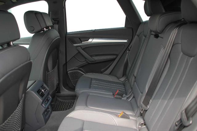 2024 Audi Q5 Vehicle Photo in SUGAR LAND, TX 77478