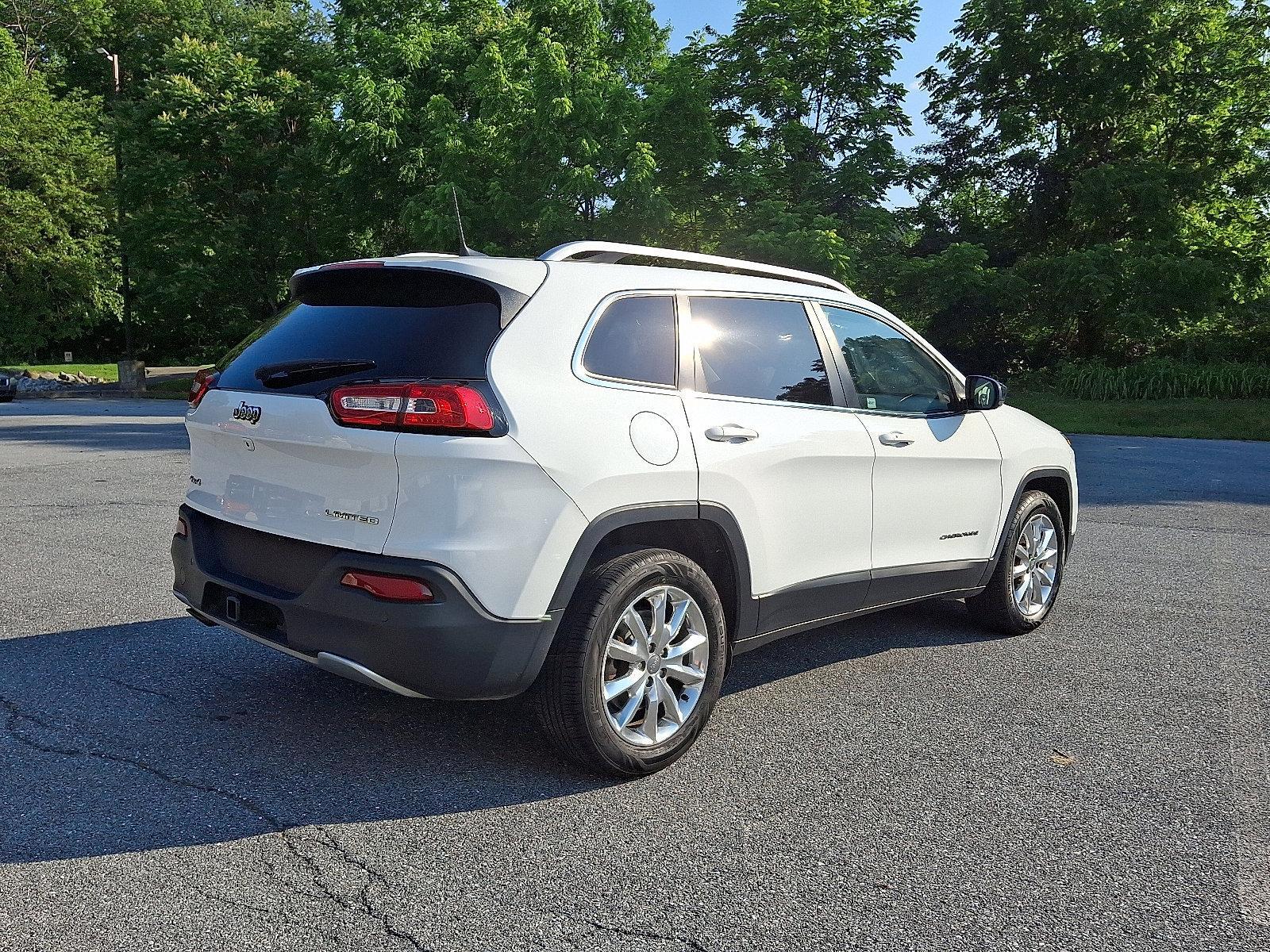 2016 Jeep Cherokee Vehicle Photo in Harrisburg, PA 17111