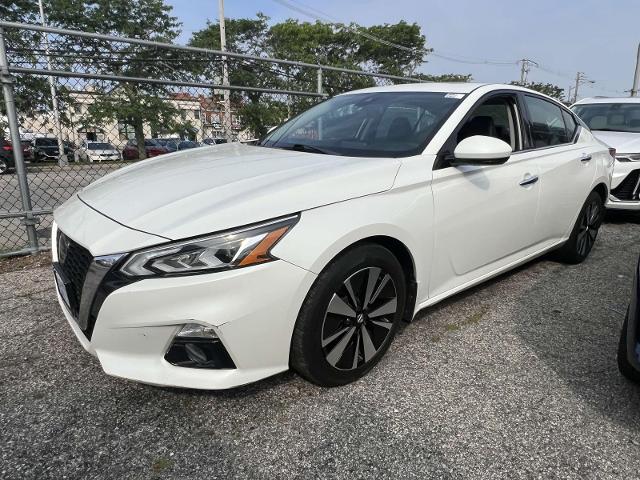 2019 Nissan Altima Vehicle Photo in Roslyn, NY 11576