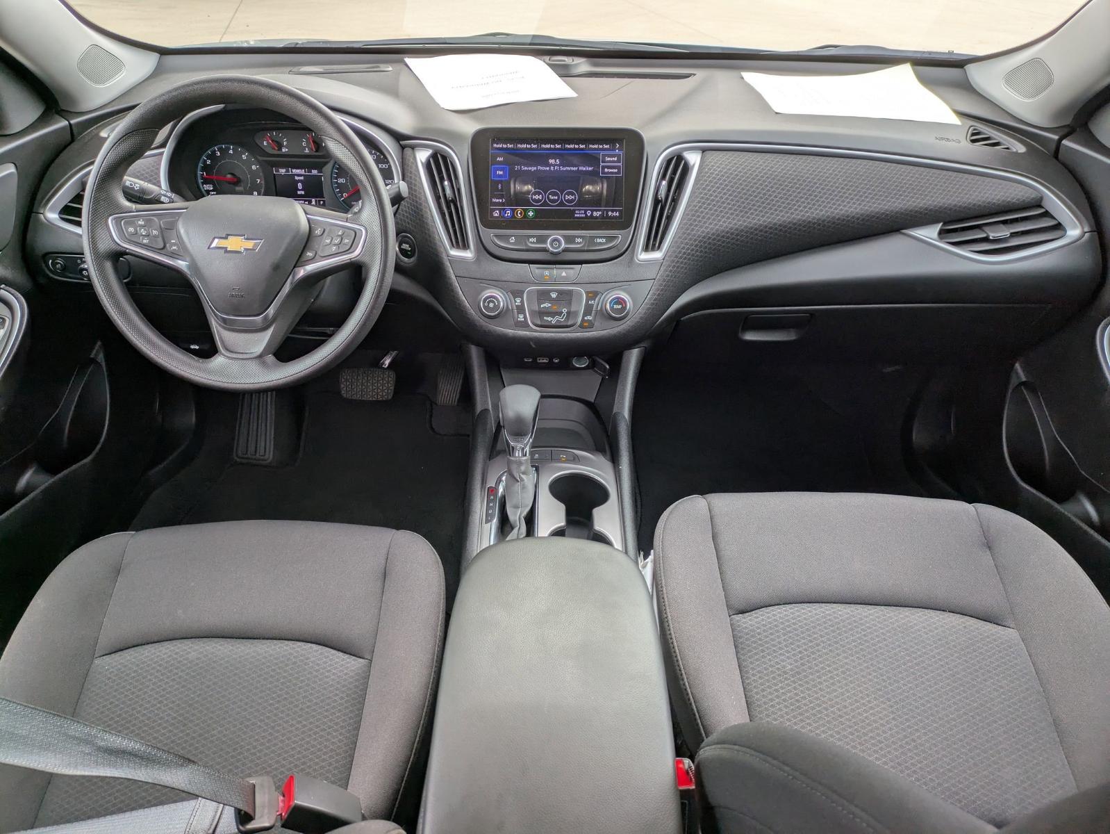 2024 Chevrolet Malibu Vehicle Photo in SELMA, TX 78154-1460
