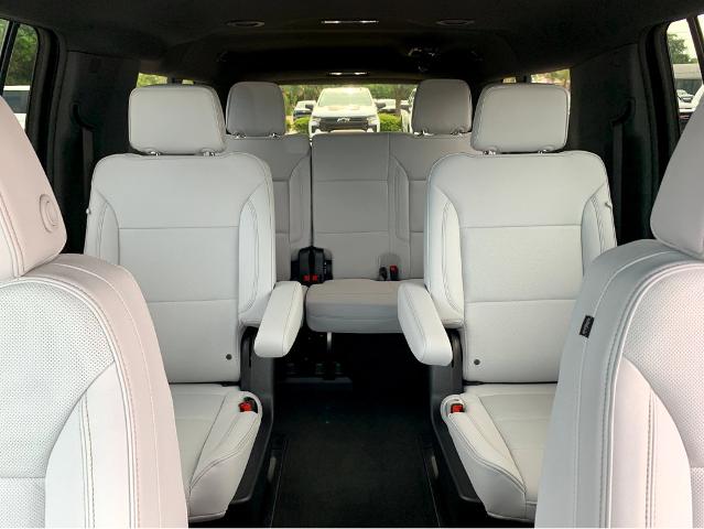 2025 Chevrolet Suburban Vehicle Photo in BEAUFORT, SC 29906-4218