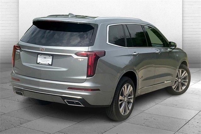 2025 Cadillac XT6 Vehicle Photo in KANSAS CITY, MO 64114-4545