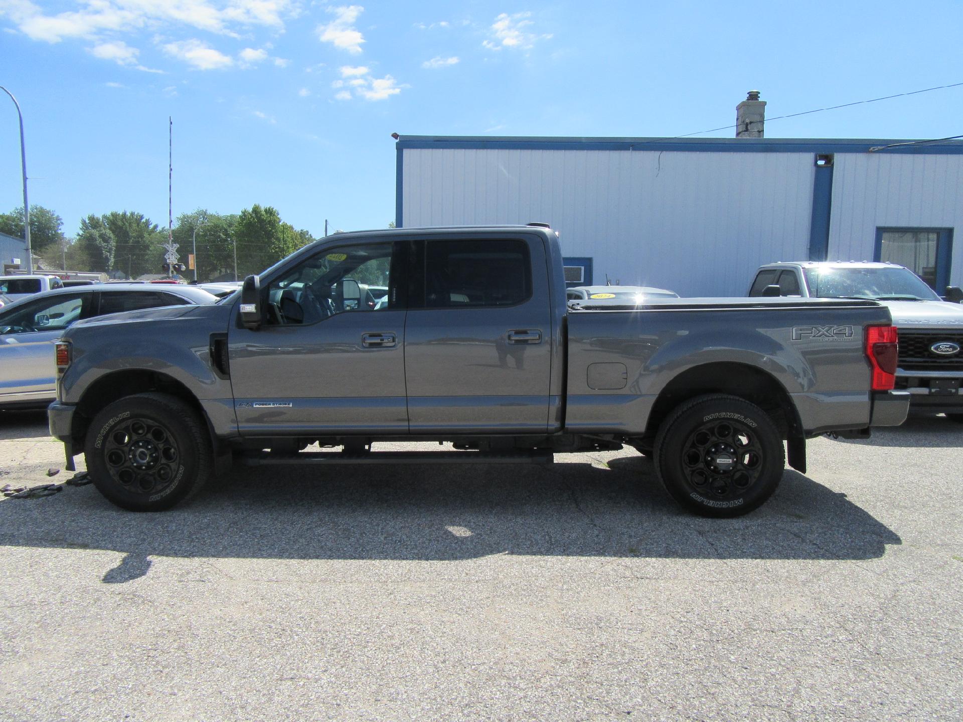 Used 2022 Ford F-350 Super Duty Lariat with VIN 1FT8W3BT9NEE87302 for sale in Emmetsburg, IA