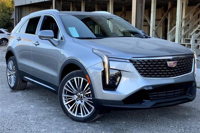 2025 Cadillac XT4 Vehicle Photo in KANSAS CITY, MO 64114-4545