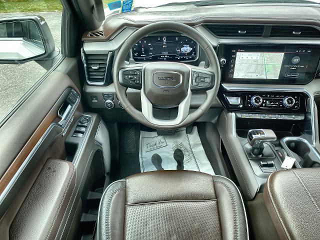 2024 GMC Sierra 1500 Vehicle Photo in WILLIAMSVILLE, NY 14221-2883