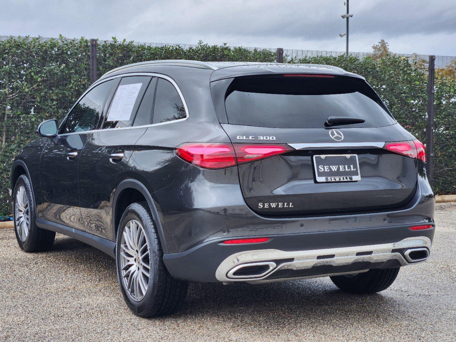 2024 Mercedes-Benz GLC Vehicle Photo in HOUSTON, TX 77079