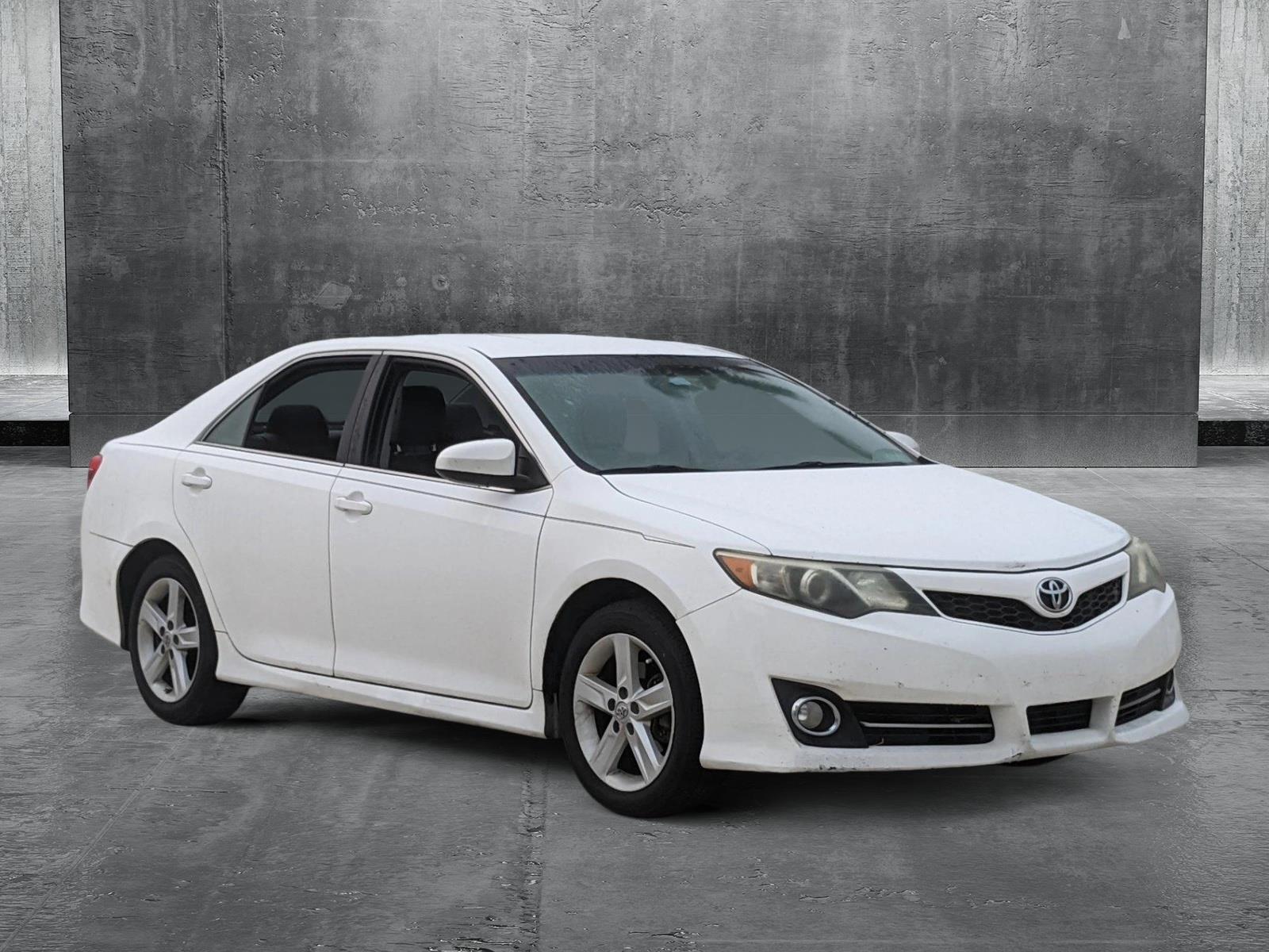 2012 Toyota Camry Vehicle Photo in Davie, FL 33331