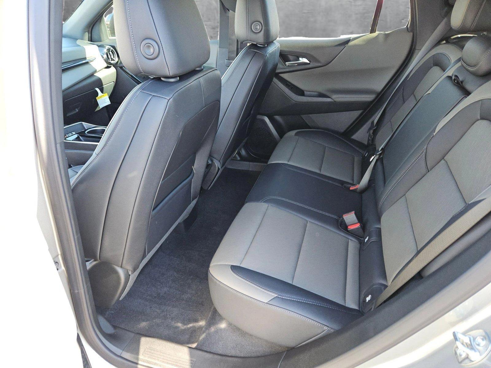 2025 Chevrolet Equinox Vehicle Photo in MESA, AZ 85206-4395