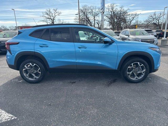 2025 Chevrolet Trax Vehicle Photo in SAUK CITY, WI 53583-1301