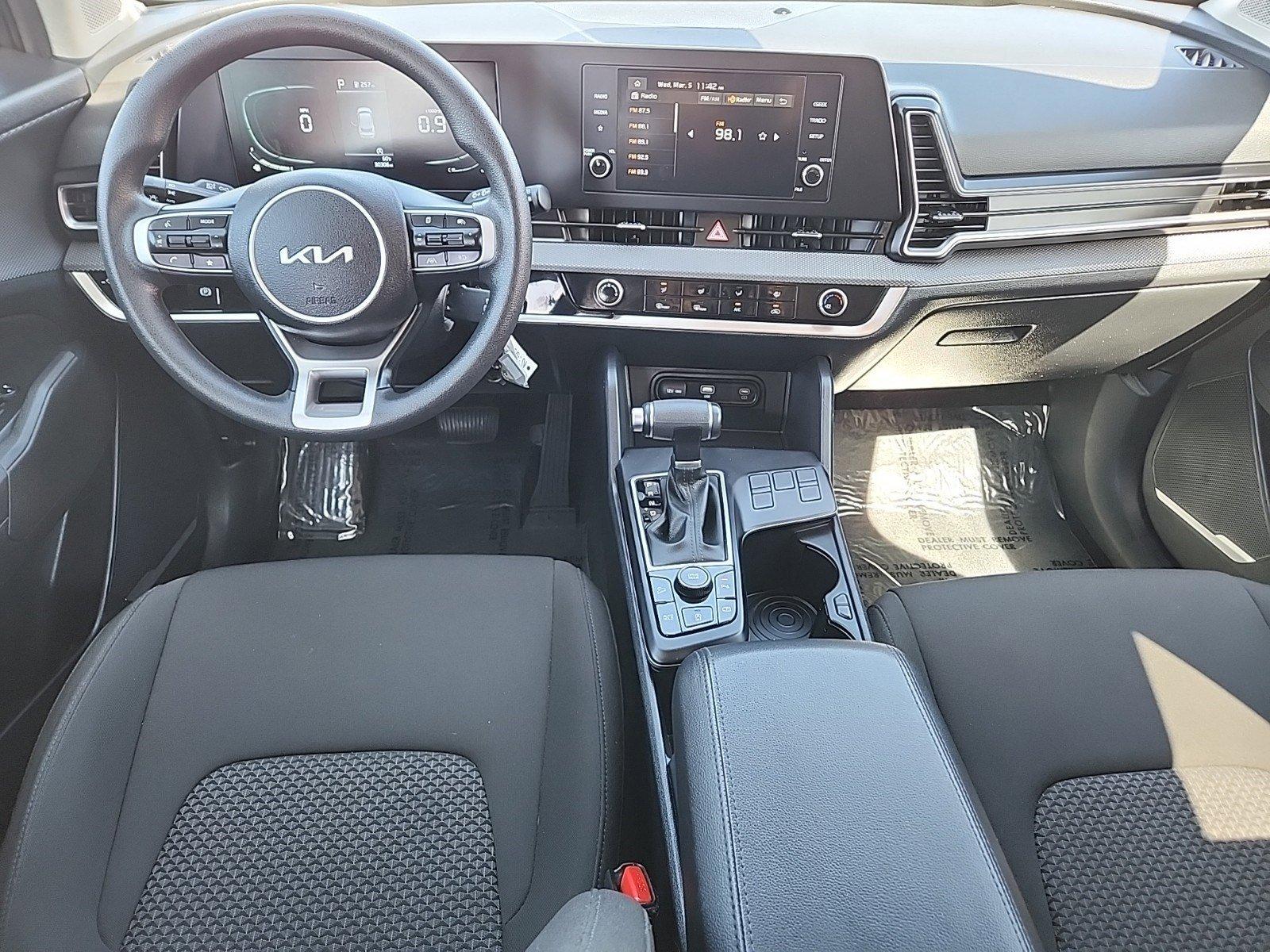 2024 Kia Sportage Vehicle Photo in Albuquerque, NM 87110