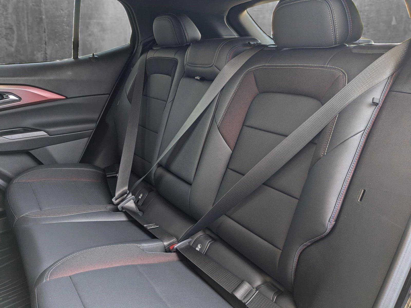 2025 Chevrolet Equinox EV Vehicle Photo in VALENCIA, CA 91355-1705