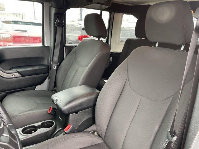 2017 Jeep Wrangler Unlimited Vehicle Photo in MEDINA, OH 44256-9631
