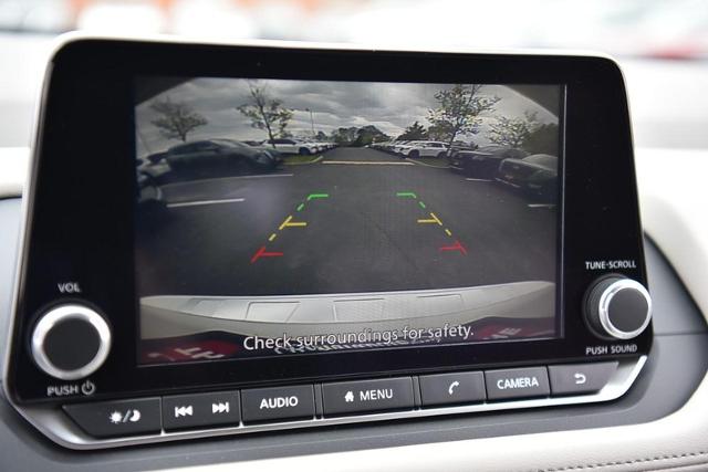 2025 Nissan Rogue Vehicle Photo in Ballwin, MO 63011