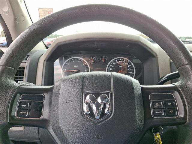 2012 Ram 1500 Vehicle Photo in LEWES, DE 19958-4935