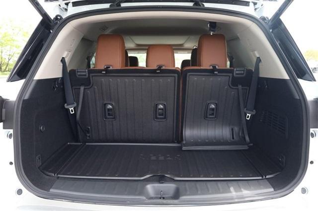2025 Nissan Pathfinder Vehicle Photo in Hazelwood, MO 63042