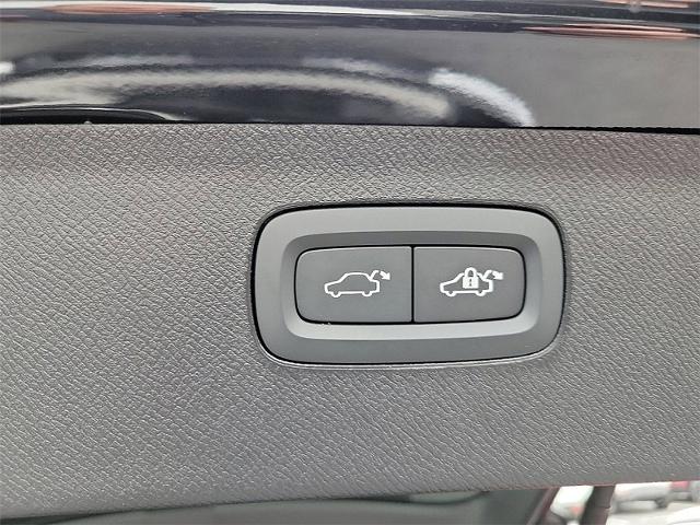 2024 Volvo XC90 Vehicle Photo in HARRISBURG, PA 17111-1033