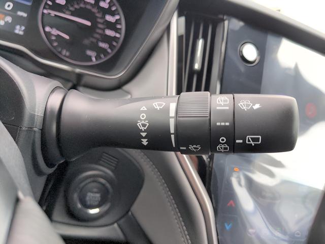 2025 Subaru Outback Vehicle Photo in Green Bay, WI 54304
