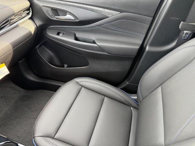 2025 Buick Envista Vehicle Photo in COLUMBIA, MO 65203-3903