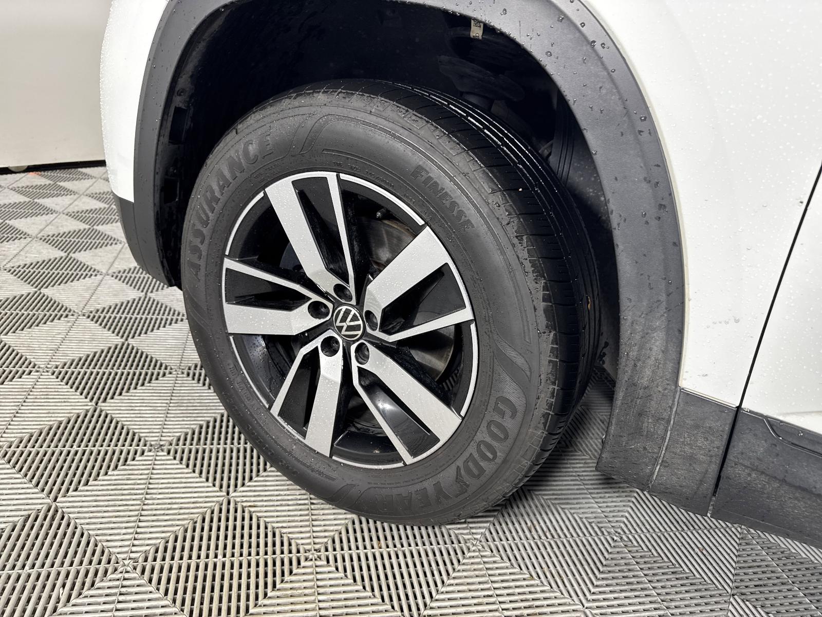 2023 Volkswagen Atlas Vehicle Photo in Georgetown, TX 78626