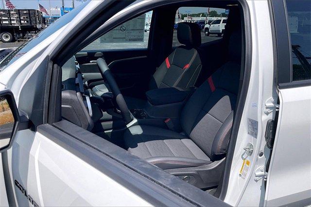 2025 Chevrolet Colorado Vehicle Photo in INDEPENDENCE, MO 64055-1314
