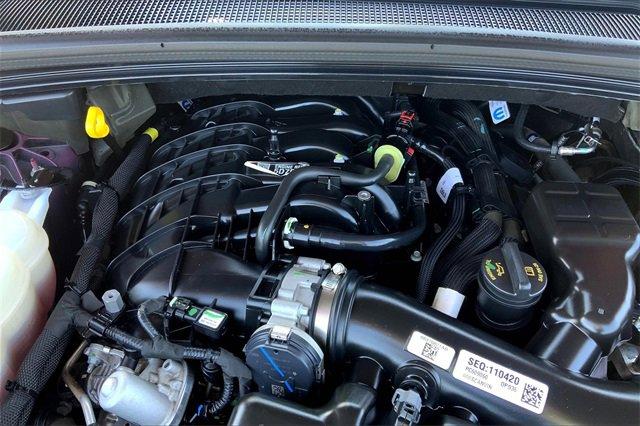 2023 Jeep Grand Cherokee Vehicle Photo in TOPEKA, KS 66609-0000