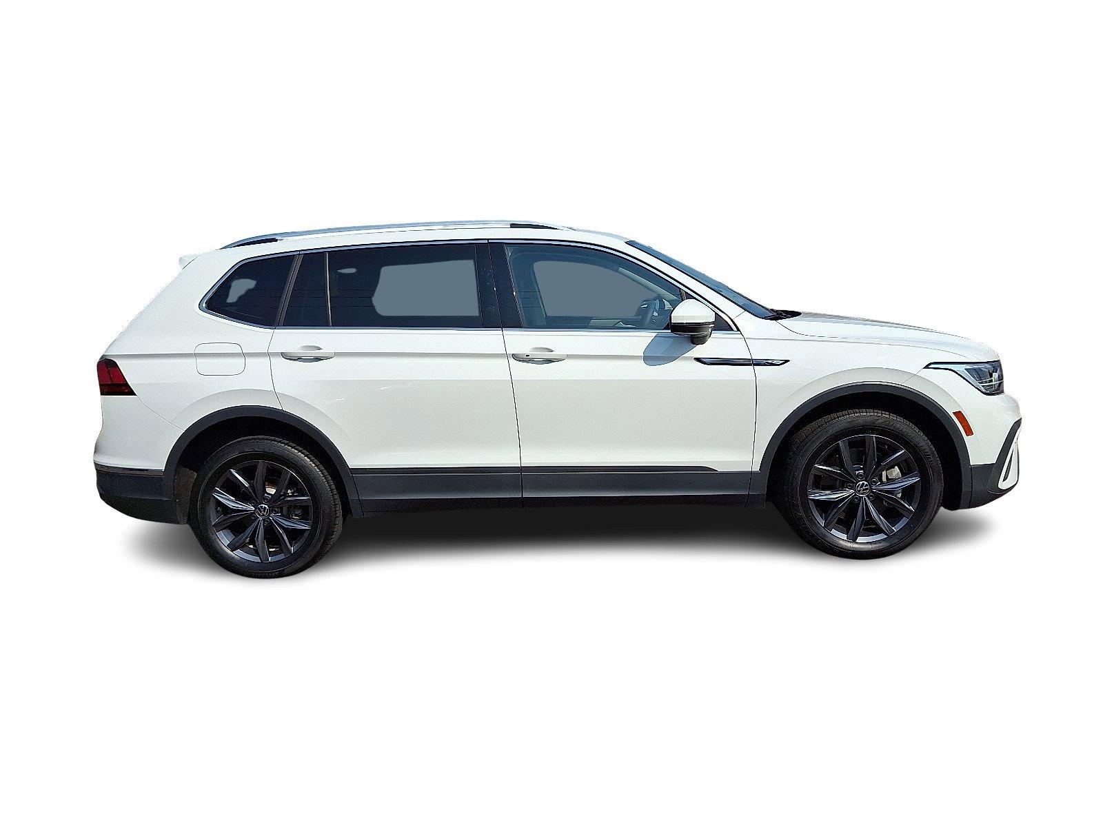 2022 Volkswagen Tiguan Vehicle Photo in Willow Grove, PA 19090