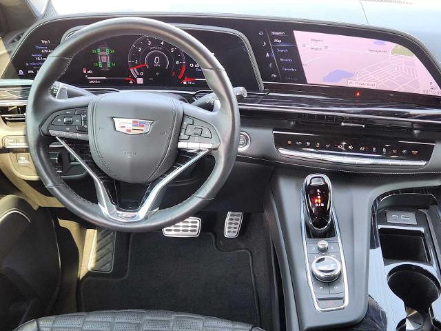 2023 Cadillac Escalade Vehicle Photo in DENTON, TX 76210-9321