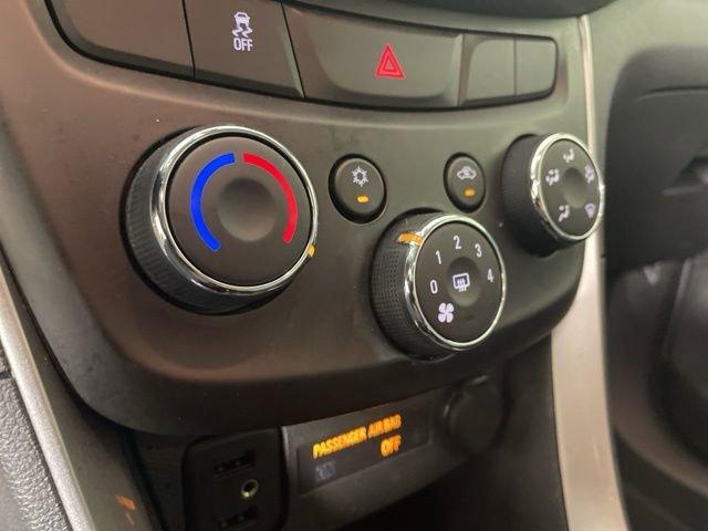 2022 Chevrolet Trax Vehicle Photo in PHOENIX, AZ 85014-3381